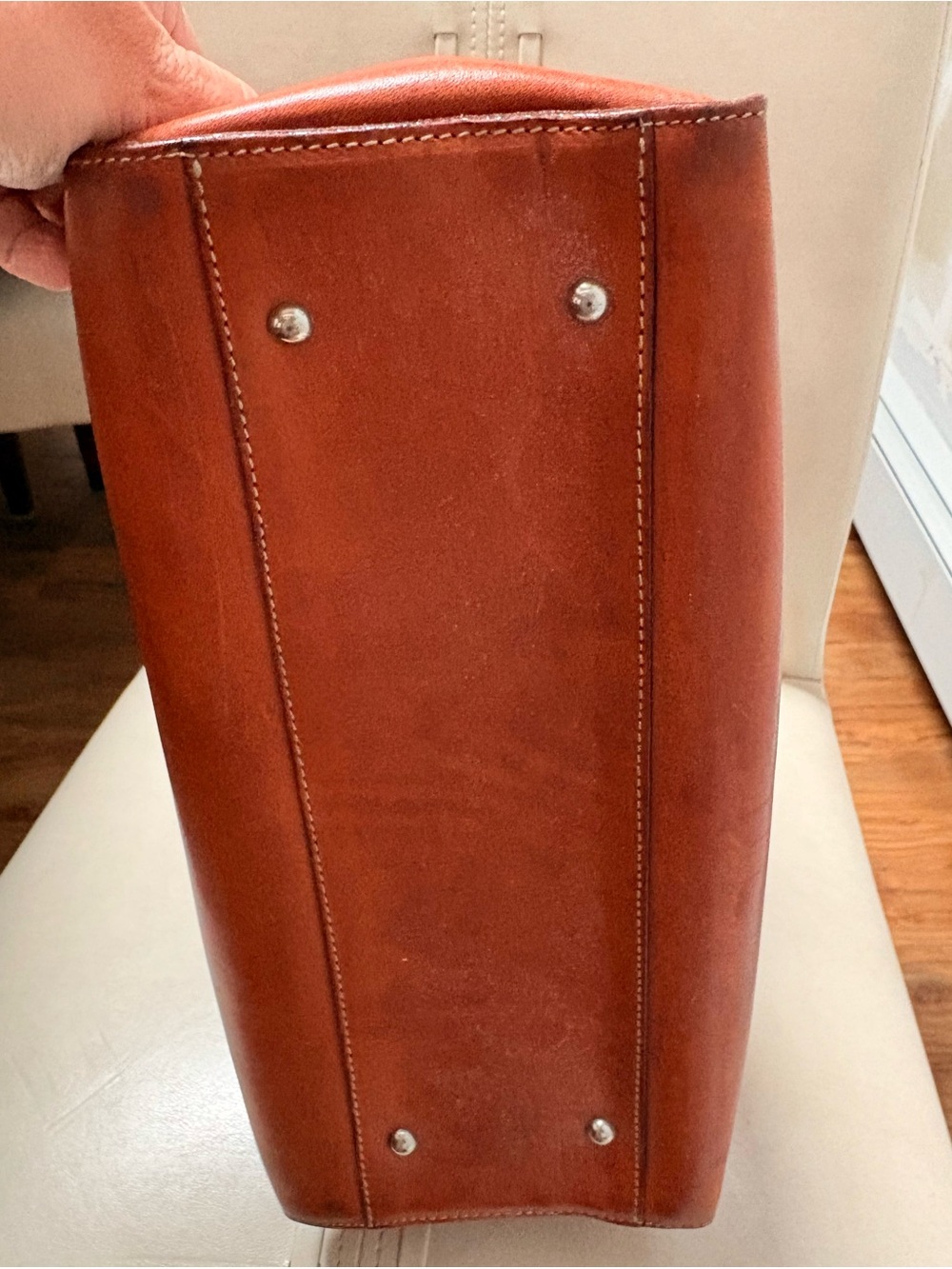 Dooney & Bourke Women’s Leather Tote Bag in Saddle Brown - pre loved condition - Picture 10 of 10